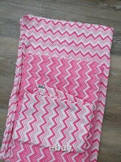 Victoria Secret Pink Aztec 3-piece Beddings GUC Twin Size